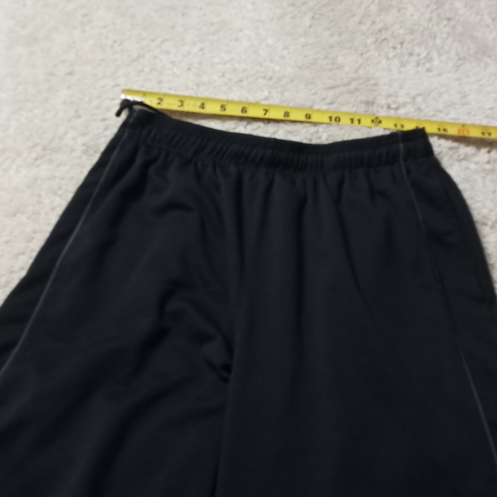 Men's Reebok basketball shorts-medium